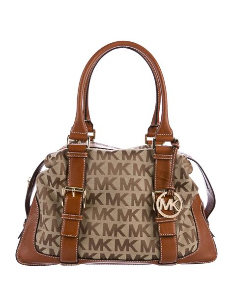 where are michael kors purses made